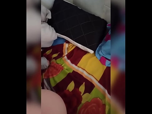 ❤️ Babaturan sakamar kuring cicing di bumi nyalira sabab salakina nuju liburan sareng kuring nyandak kasempetan pikeun bangsat sareng ngeusian buritna ku susu. ❤️❌ pelacur di urang