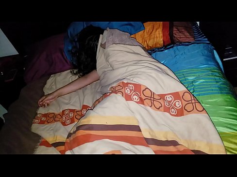❤️ Stepson berating indung suku ngora na bari manehna saré. ❤️❌ pelacur di urang